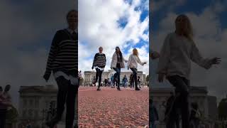 “Monster” LUM!X viral tiktok song // Buckingham Palace, UK // #shuffledance #kingcharlescoronation
