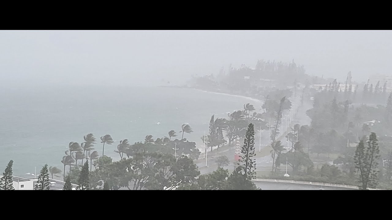 Cyclone RUBY 14 déc. 2021 Nouméa Nouvelle Calédonie - YouTube