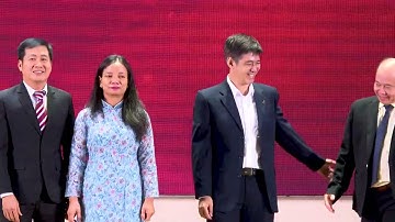 Recap Lễ kỷ niệm 49 năm thành lập UEH | Kiến tạo bánh đà tri thức, hướng tới Shared Future 50 năm