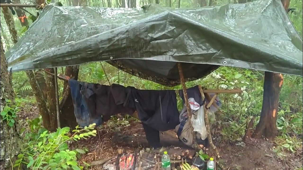 ฝนตก หนาวจัด เดินป่าหน้าฝน