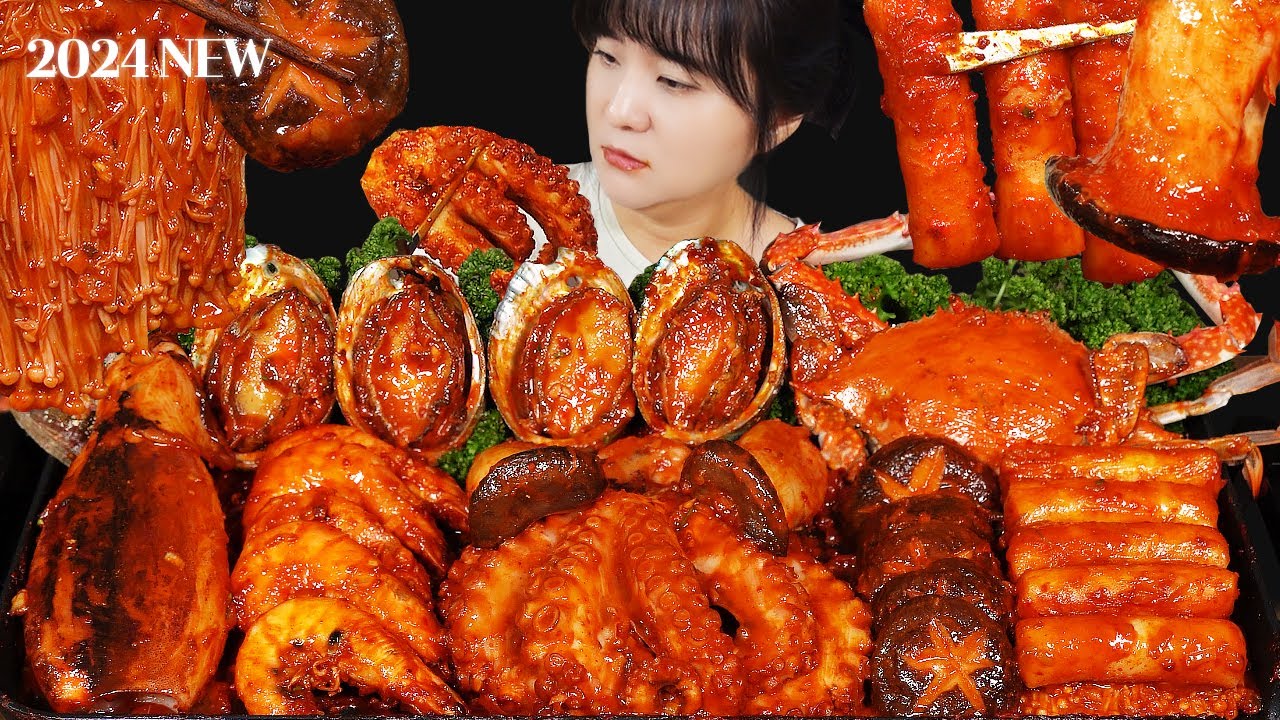 Готовим Mukbang :) Острые грибы из морепродуктов на гриле(морское ушко, кальмары, креветки, грибы).