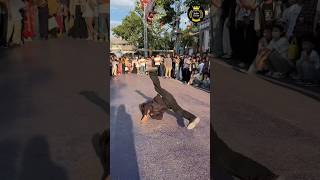 Black Man One Hand Balance😱Stunt Ne Sabko Hairaan Kar Diya 😱🔥 #street #stunt #viralvideo