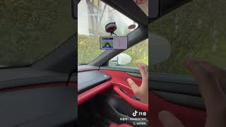 How can this car phone mount be so user-friendly, featuring both magnetic and clip-on designs?