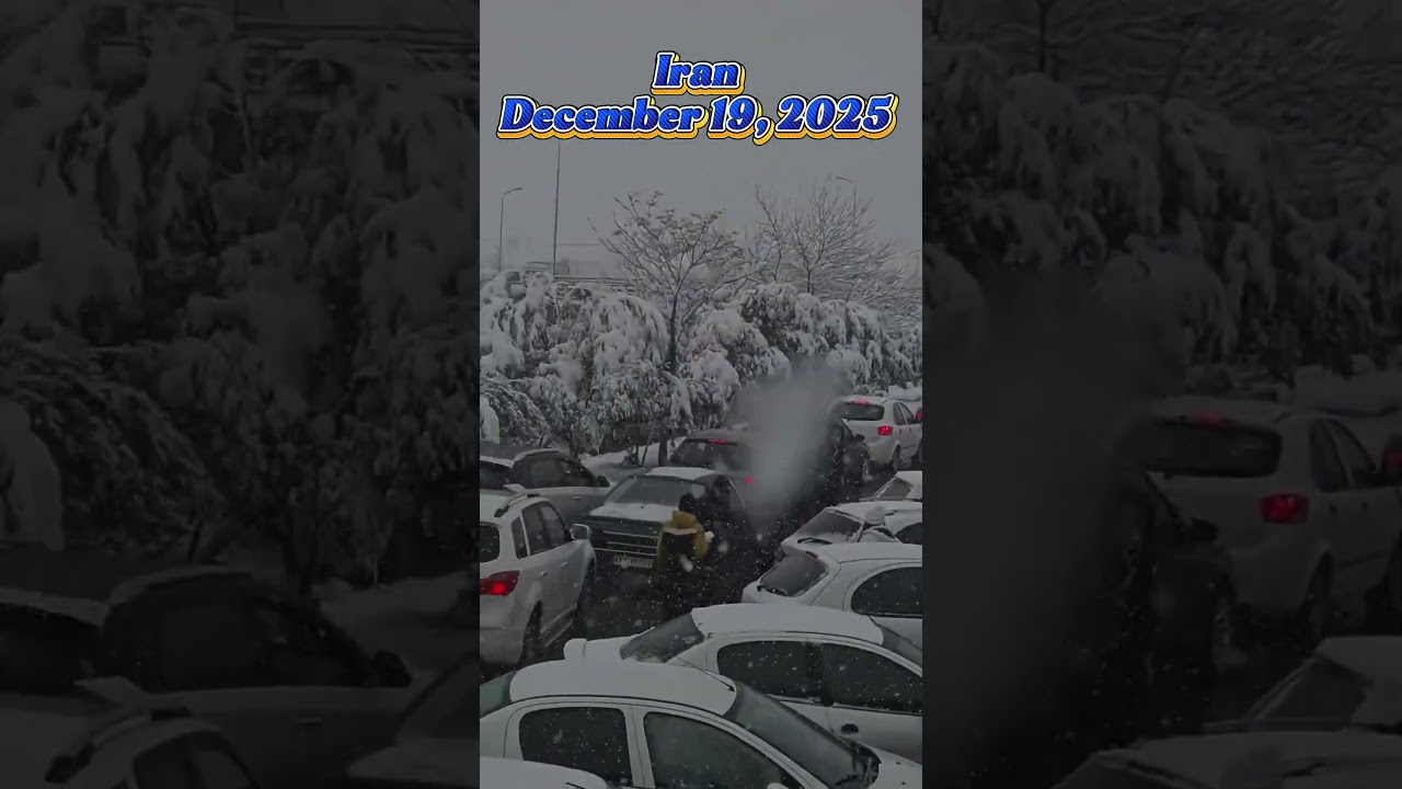Snowfall in Isfahan (Iran, December 19, 2025).
