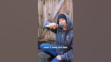 She made stone blades all year #survival #flintknapping #diy #bushcraft #obsidian #wilderness #knap