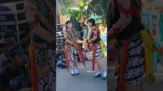 Raras Rani Dan Maharani Jathil Top short