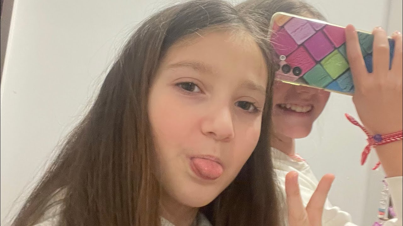 Показвам си лицето за първи път и рисувам!!