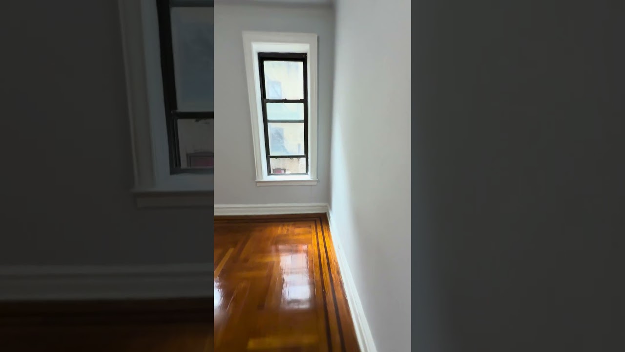 41-08 Parsons Blvd 2E