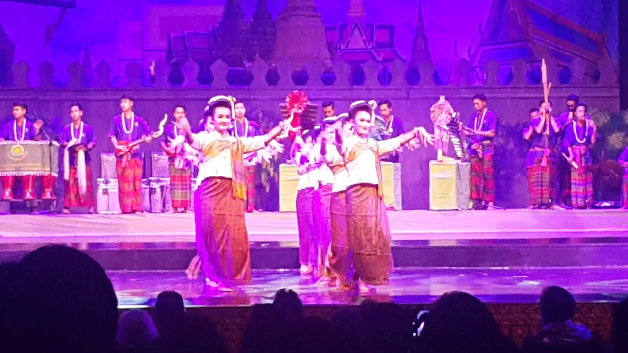 ฟ้อนสู่ขวัญข้าวคูณลาน | วิทยาลัยนาฏศิลป์กาฬสินธุ์ | 235ปีกรุงรัตนโกสินทร์_โรงละครแห่งชาติ | 21.04.60