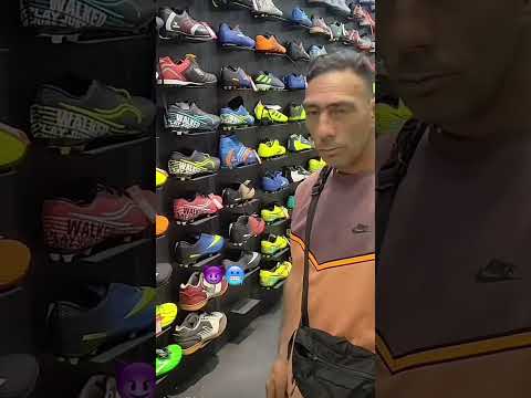 الاسطوره شوشع يصنع حدث في محال أحذية   المغرب الجزائر السعودية  