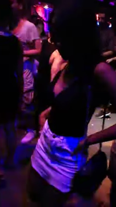 Thai girl in hush bar koh samui so sexy