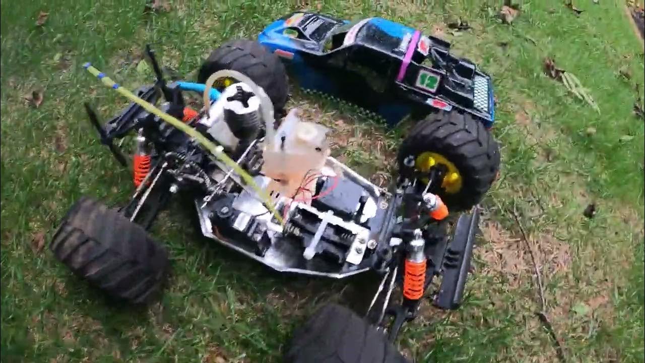 Duratrax Maximum ST Nitro running demo - YouTube
