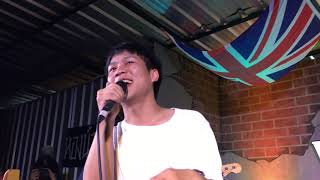 ฝากไว้กับดาว (Secret of Star) - Whal & Dolph live at Wow Won Bangsaen