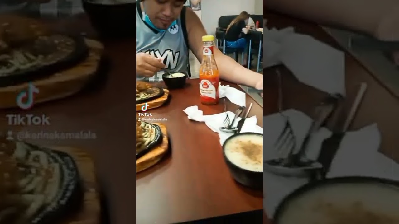 Chickenfilet with Egg and Pasta (BK) Taiwan Food