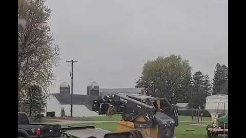 How to load a bobcat onto a trailer