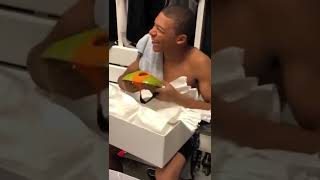 Mbappe gets a gift from his teammates.. 🤣😂