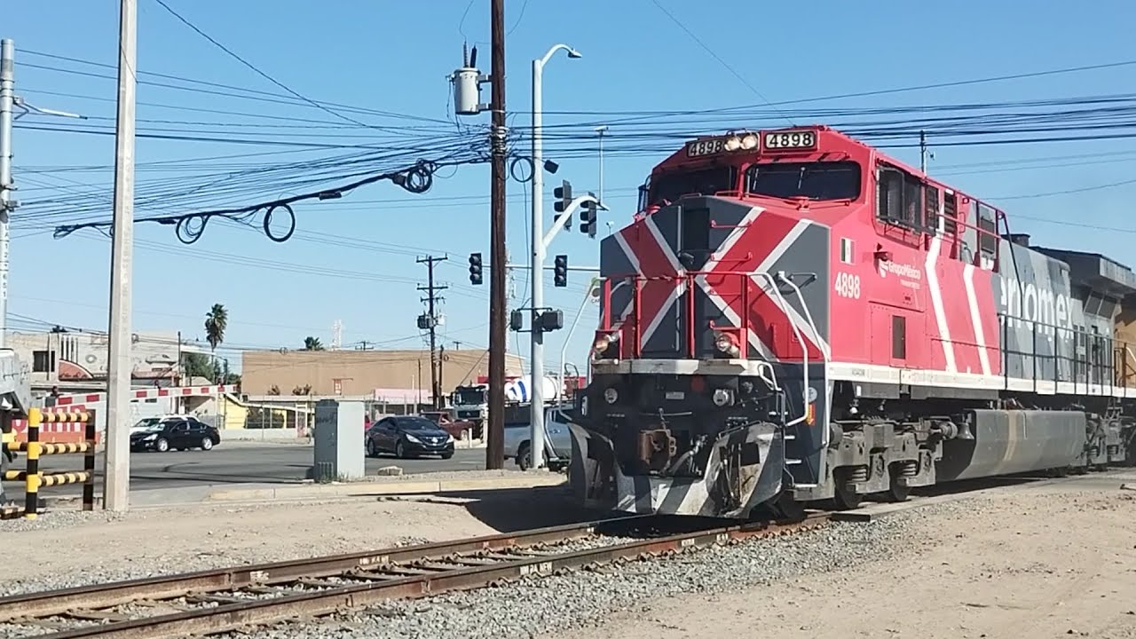 FXE 4898 ,UP 6706 , pasando por Palaco 4 feb 2026 ...