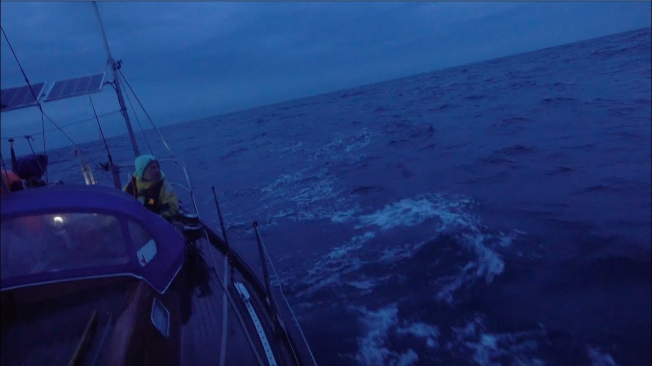 Fleeing Sailing Mecca Isle Of Wight - Ep. 6 Thula Sailing