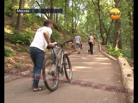 Video: Veliki Intervju S Chrisom Sawyerom, Tvorcem RollerCoaster Tycoona