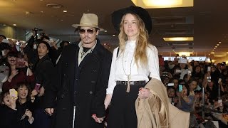 空港騒然ジョニー・デップ、婚約者アンバー・ハードと来日映画「チャーリー・モルデカイ」　#Johnny Depp