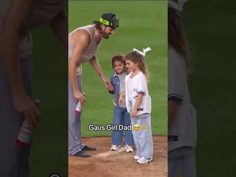 Kevin Gausman: Girl Dad 🥹🫶 #Postseason #MLB #BlueJays #Toronto #ALDS #ALCS