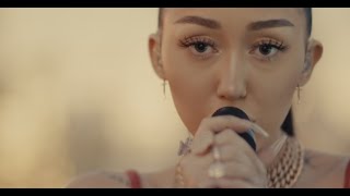 Noah Cyrus - The End Of Everything (Live From Freehand LA)