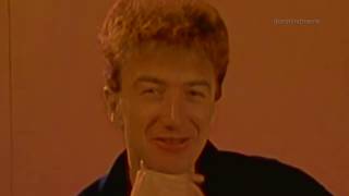 Queen CRACK - 1 "oh hi roger"