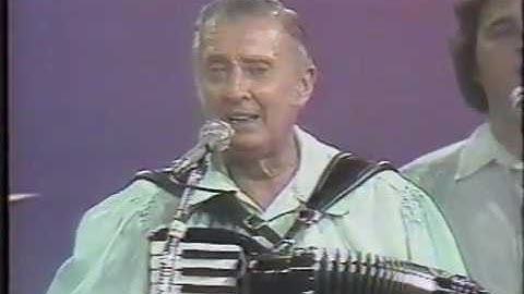 Thumbnail of Frank Yankovic & His Yanks - I Wanna Call You Sweetheart - Polka Varieties