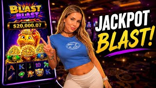 NEW Slot Games at Resorts World NYC?! 🎰✨ Crazy Bonuses & Big Wins! screenshot 4