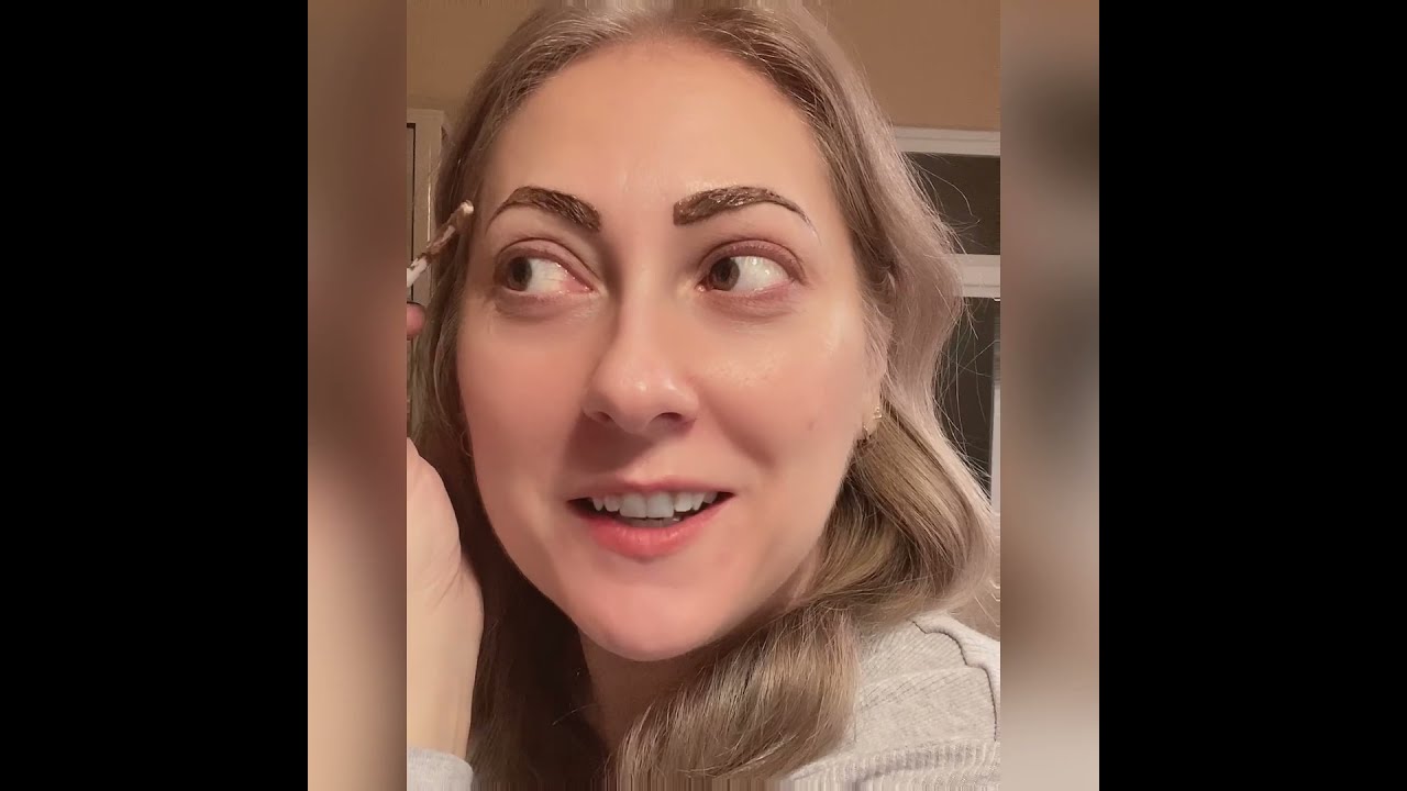 DIY eyebrow tinting using Refectocil light brown