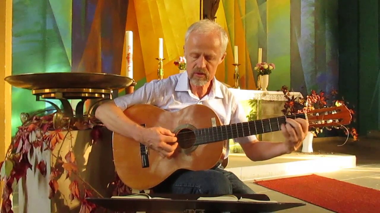 Nun freut euch lieben Christen g'mein EG 341