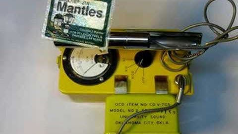 CD V-700 With Lantern Mantles