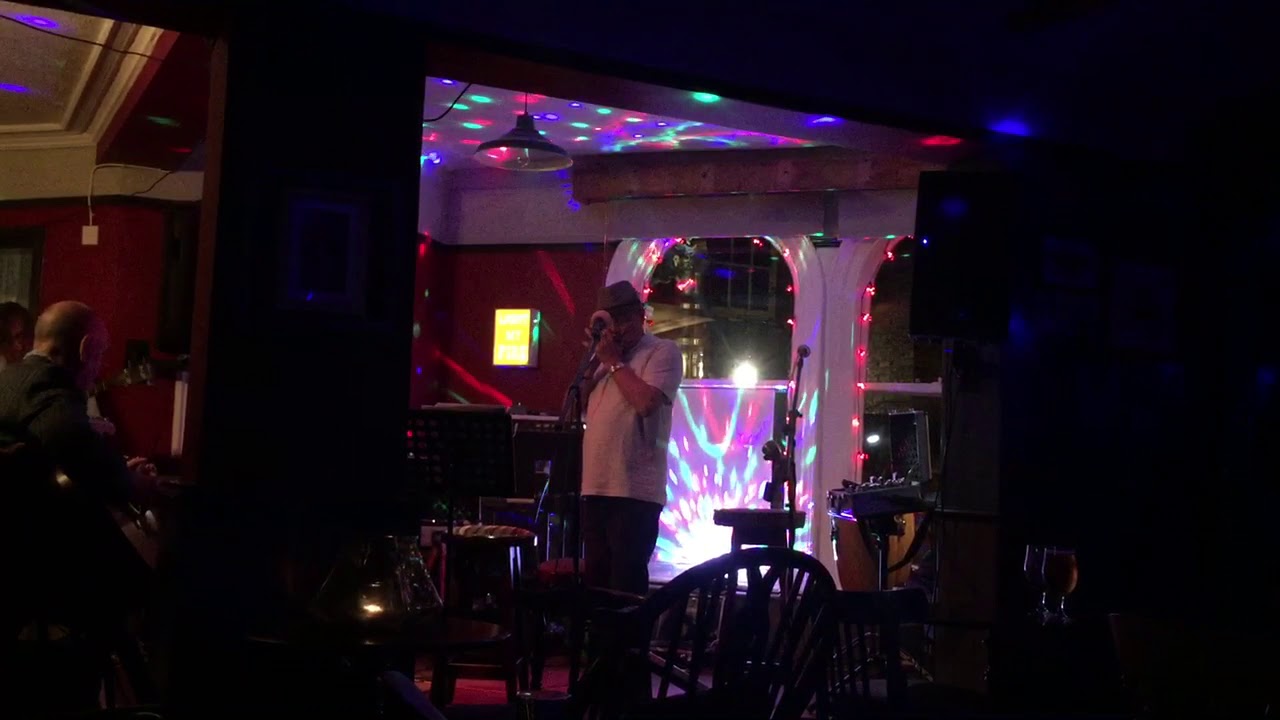 “ Fattenin’ frogs for snakes “