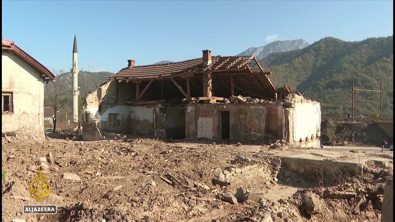 سكان منطقة ديبلانيكا ينتظرون المساعدة السكنية بعد الفيضانات