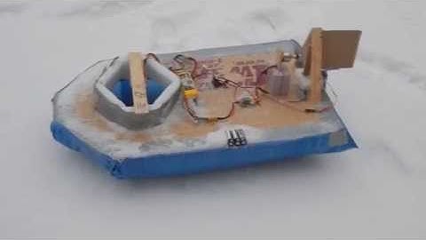 RC HoverCraft in the Snow
