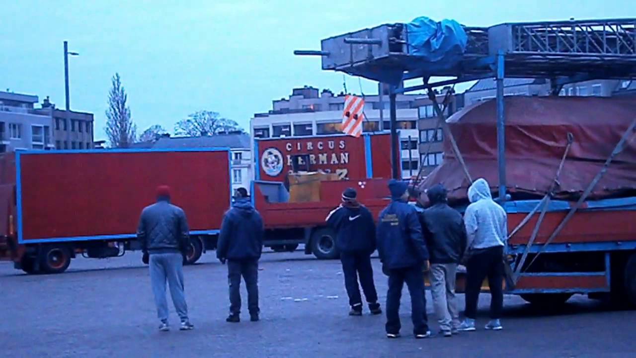 Circus Herman Renz in Sint-Niklaas: 22 november 2013 (opbouw)