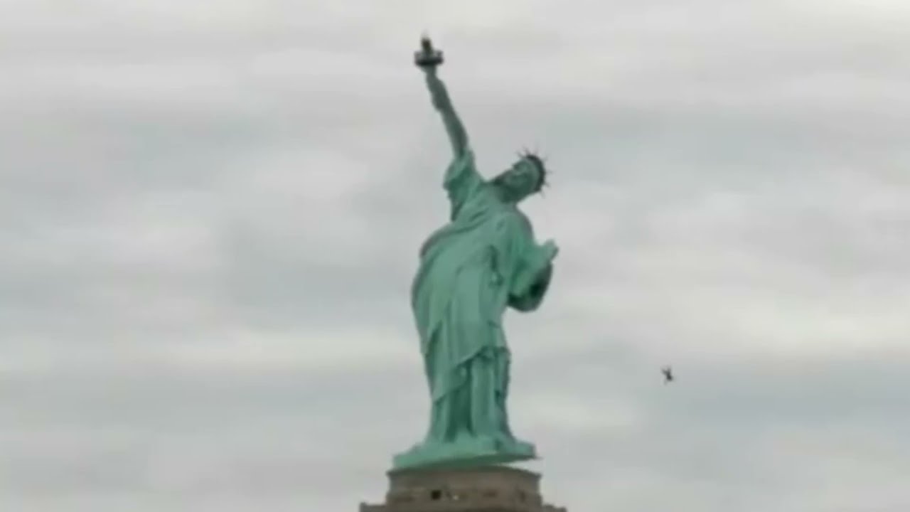 Statue of Liberty dancing to Aju Nice - YouTube