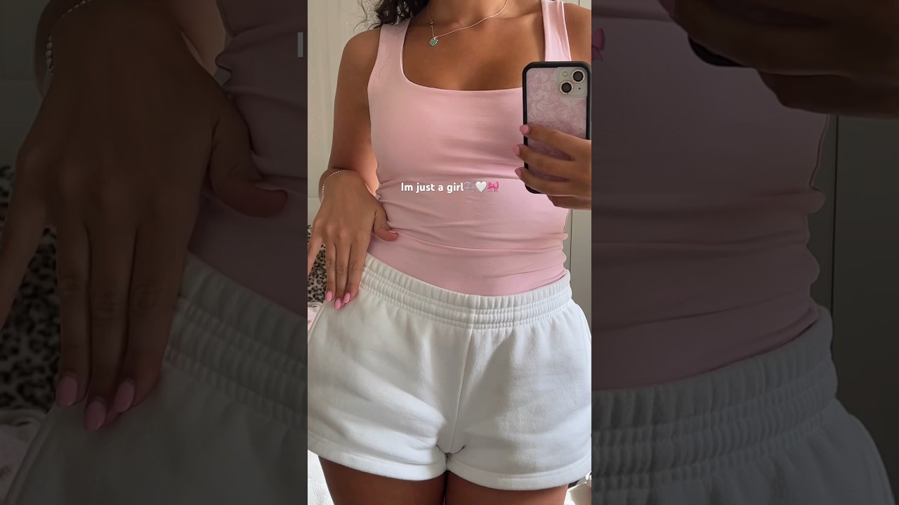 I’m just a girl🎀✨🫧💗🤍 