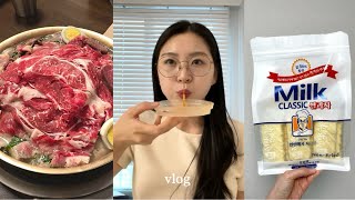 [VLOG] 직장인 브이로그 | 새로운 인간사료 발견 | 월화수목금금금 같은 영상 | 혼자 김밥에 라볶이 뿌시는 직장인 | 오랜만에 속눈썹펌 | 당처돌이 된 근황 | 직장인룩🩷