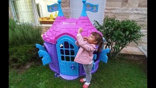 Mahallemize Prenses şato kurduk, Eğlenceli çocuk videosu