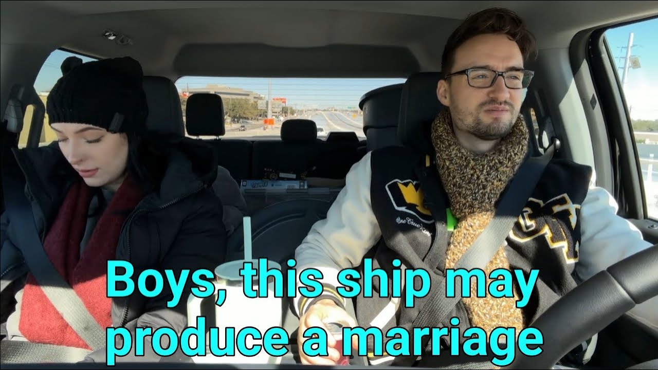 Джулия называет маму Артура свекровью.