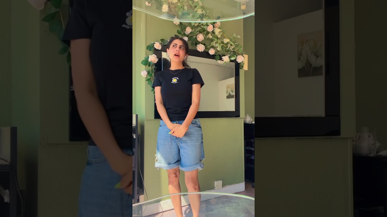 Funny comedy video 💖 #comedy #funnyshorts #shortvideo #yiutubeshort #youtubeshorts