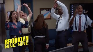 Gina Gets The Internet Back | Brooklyn Nine-Nine screenshot 2