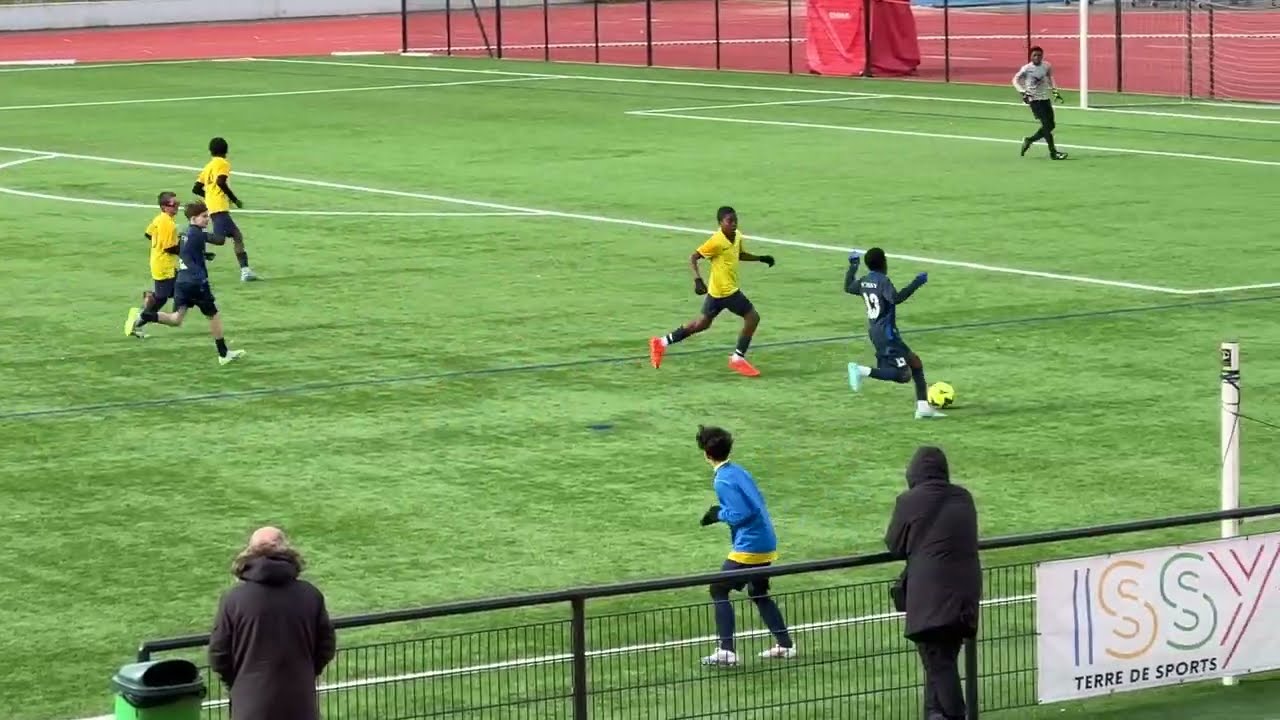 FC Issy - Ris Orangis / U13 (1-1) DEUXIEME mi-temps. 15 Février 2025. [Score final 3-3]