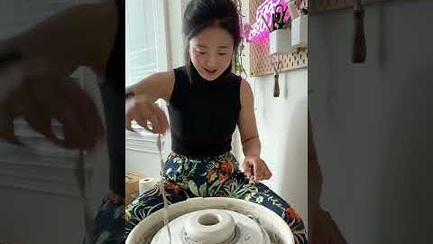 Trimming a donut shape vase