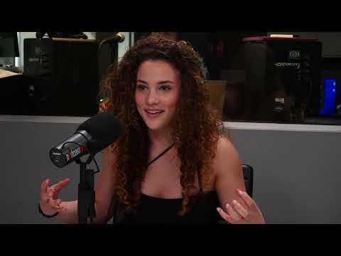 Sofie Dossi talks AGT, Mr. BEAST & Contortion! *PODCAST*