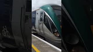 Ié22000 Cl Dmu 22306 Arriving Adamstown Station, Dublin Headed For Dublin Heuston. 7142022
