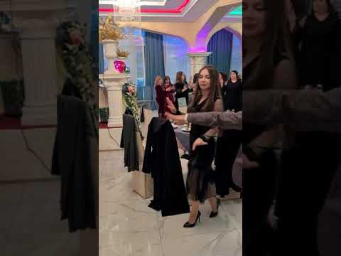 Бомбова танцуют Азарина