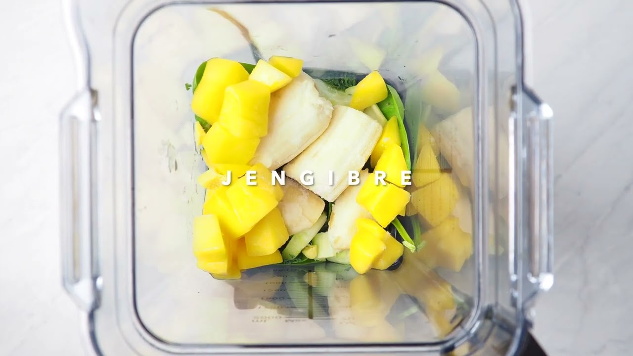 Smoothie bowl en batidora de vaso Cecotec Power Black Titanium 2000 Pro