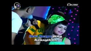 Solid AG & Ine Sinthya ● Asmara Kelapa Muda🎤 Dual Channel Karaoke